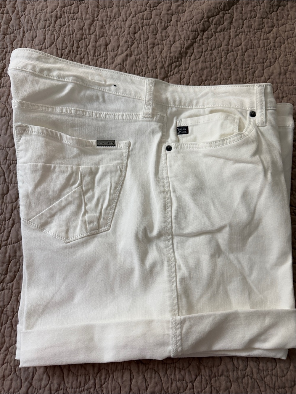 Dear John White Slim Straight Women’s Shorts